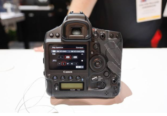 Hi-Fi|可能不拍生态或者体育，对我们来说对焦性能，是相机最重要的参数