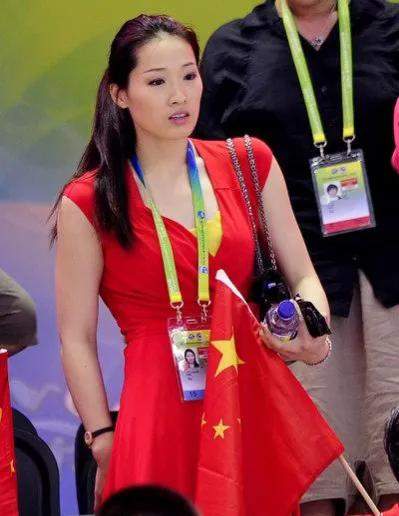 鲍春来|鲍春来的故事：公认天赋最高，却被林丹压制，曾痴恋蛙后罗雪娟！