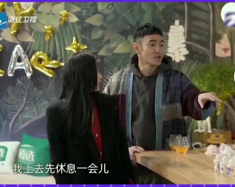 杨迪|演员因咖位小上节目被大咖嘲讽“我也是分人的”网友：果断粉转黑