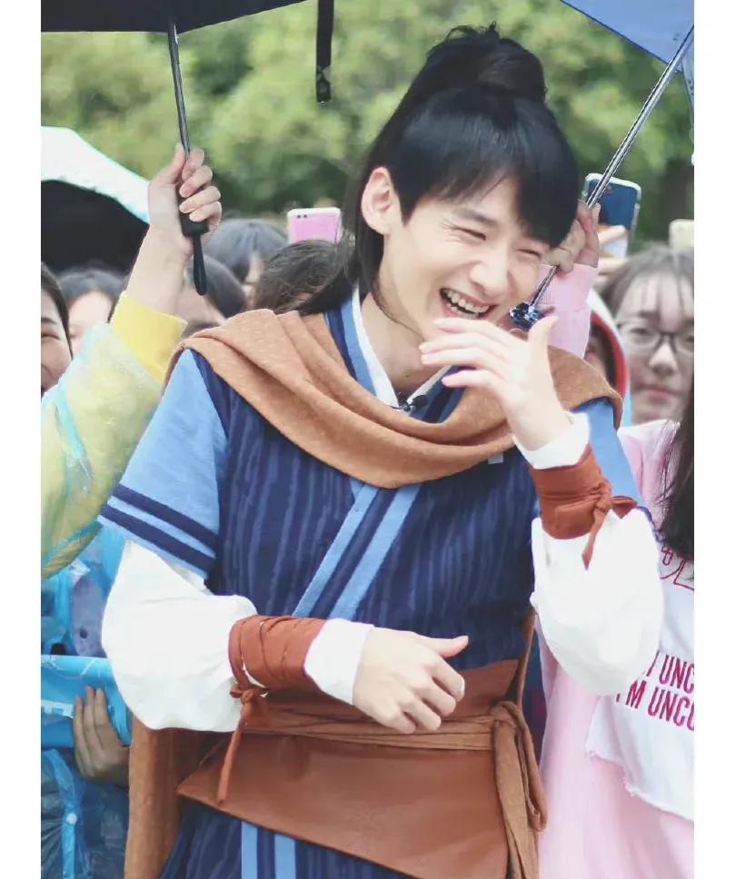 樊亦敏|果然,白敬亭藏不住了...