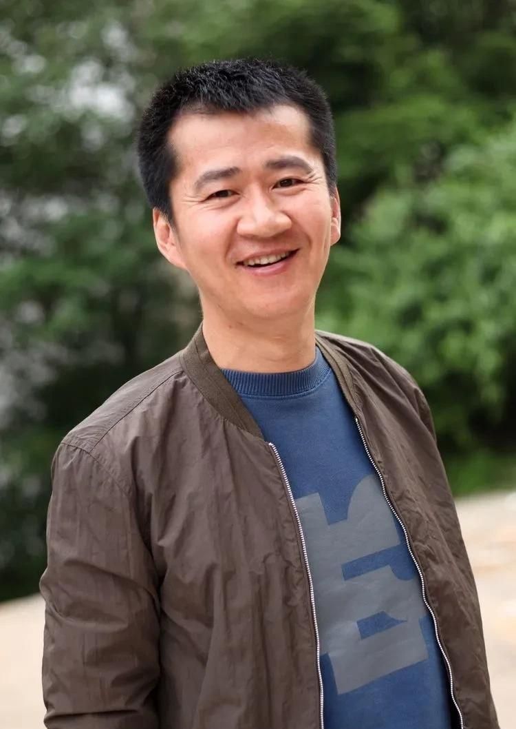 李嘉明|李嘉明为胡鑫宇发声,深大传媒1股给操场埋尸案邓铃旗下0圈电商