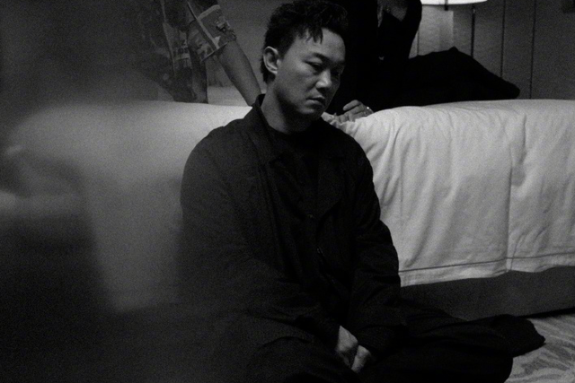 肖战|明星与辱华品牌解约，喜忧参半，唯有肖战因祸得福