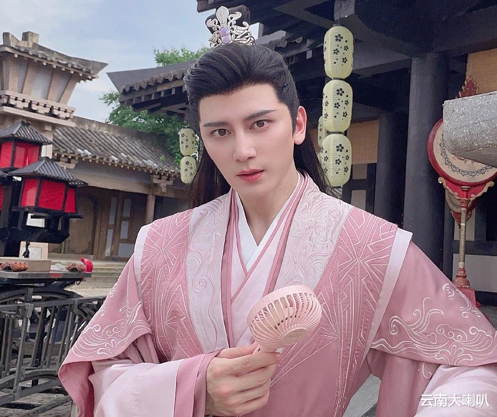 杨阳|他是《梦华录》里的“油腻男”,也杨阳导演自家人,演艺之路不容易