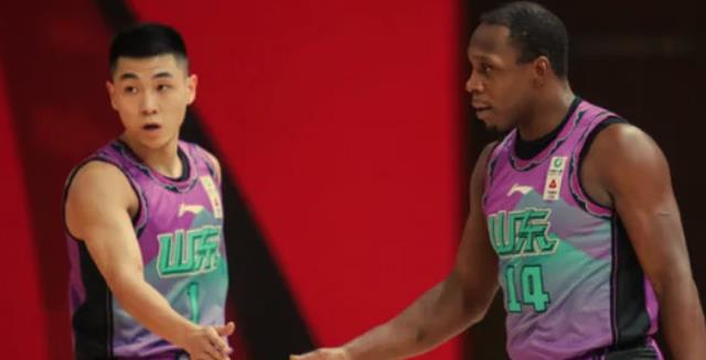 皇家马德里|12分钟狂轰28分！FMVP名副其实高诗岩5中3孤立无援，杜锋技高一筹