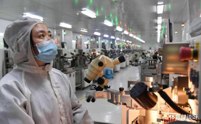 芯片|高性能芯片要来了？华为公布重磅堆叠芯片新专利，亮点很多