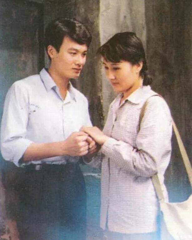 孙松|演员孙松:36岁结婚,婚后23年无儿无女,成母亲韩颖最大的遗憾