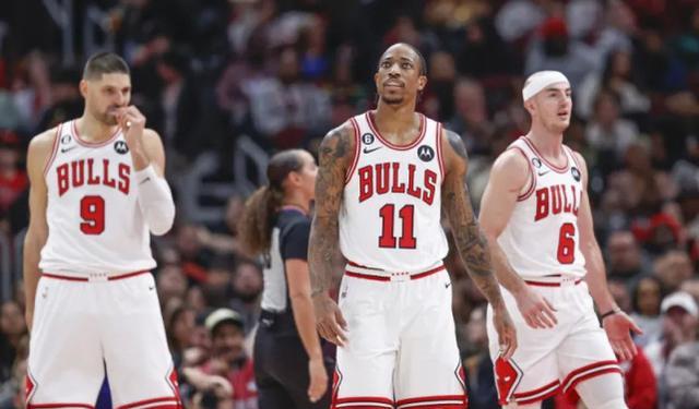 NBA早报：詹皇致敬梅西，浓眉至少缺阵1月，杜兰特迫近邓肯