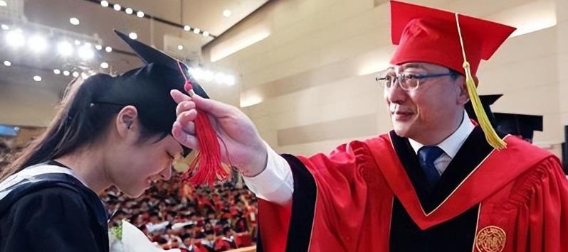 保研|女大学生入围985保研名单,却忍不住崩溃大哭,原因让人很无奈