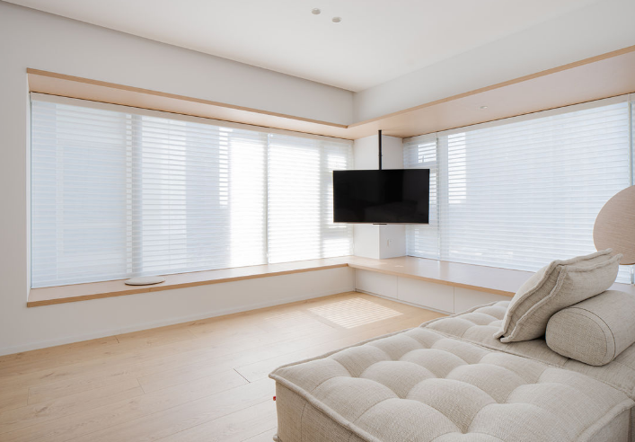 难怪那么多人喜欢简约原木风,看完这套81㎡两居室才明白,太治愈