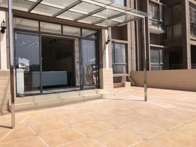 新房多花了30万,就为了比别人加多一个露天阳台,朋友吐槽我傻啊