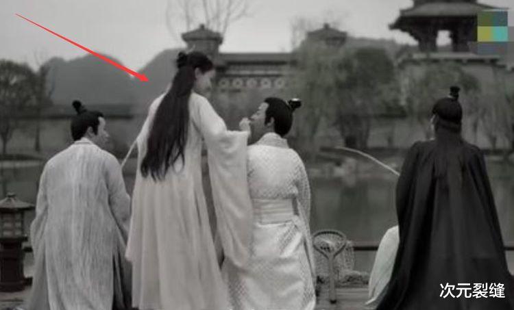 叶轻眉|庆余年：长大后的叶轻眉一出场惊艳全网，“背影”足以迷倒全网！