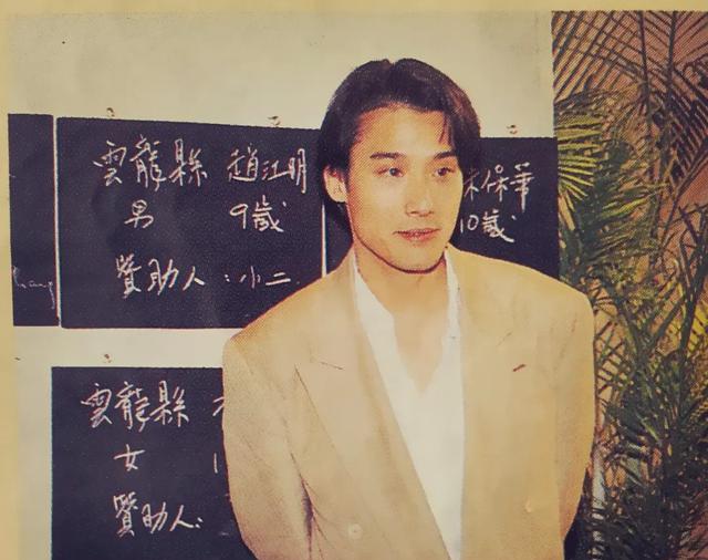 梁家辉|1986年，周润发的一句话，结束了梁家辉的摆摊生涯