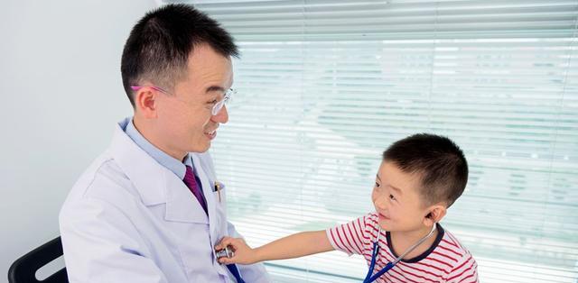肩周炎|9岁男娃老是积食不舒服,医生坦言:出现这8个行为,父母不可大意