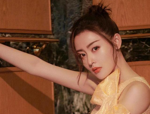 张天爱两次遇人不淑，一次是李子峰，一次是徐开骋，真的要擦亮眼