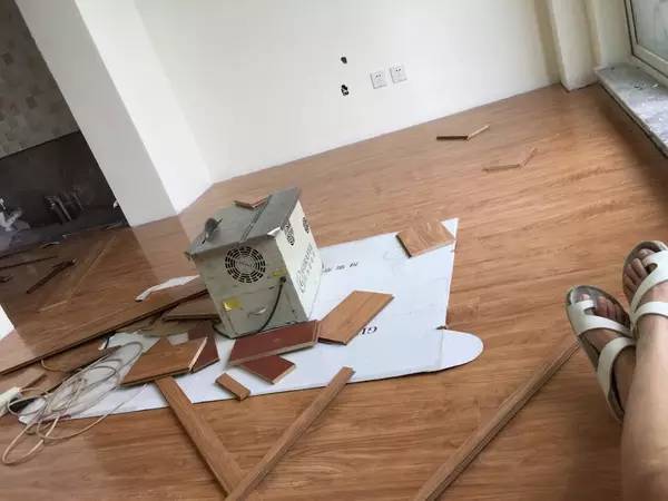 花3.5万改造的20㎡小复式，晒晒我的新房，同事都非常羡慕