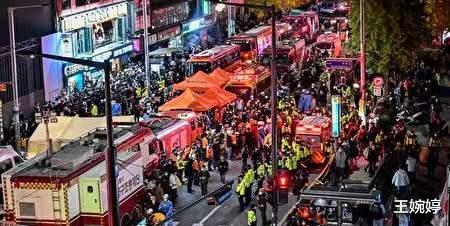 周星驰|周星驰悼念韩国踩踏事件,如今动态删除,张艺兴的沉默令媒体质疑