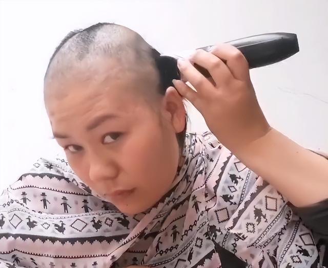 34岁抗癌网红丹丹病逝!确诊10个月后被丈夫抛弃,4个娃均未成年