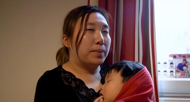 香港|香港夫妻月入六万却坚持移民,结果只能在英国送外卖和工厂打包