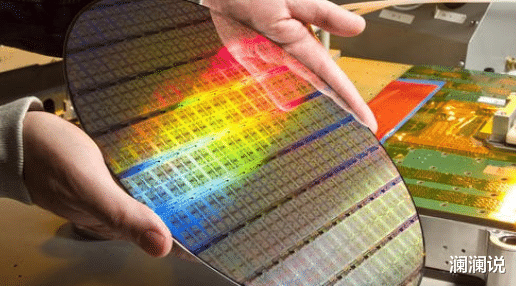 |华为正式回应！俄罗斯接入鸿蒙传闻，关键是HMS认证，潜力巨大