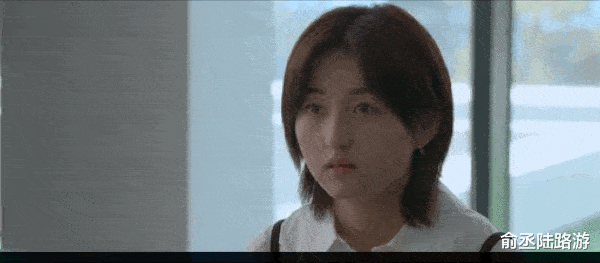 张子枫|《天才基本法》收视惨淡，“00花之光”张子枫演技真的退步了？