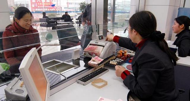 债权人|“买不起房是个人问题，国内房价一点都不高。”网友：何不食肉糜