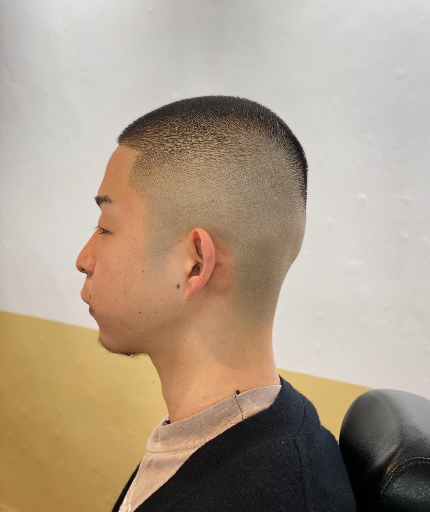 发型 百变帅气的夏日发型，简单还有型，很多男士都在剪