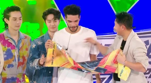 韩庚|《这街5》Zyko夺得总冠军,韩庚发文祝贺,“态度大师”有冠军了