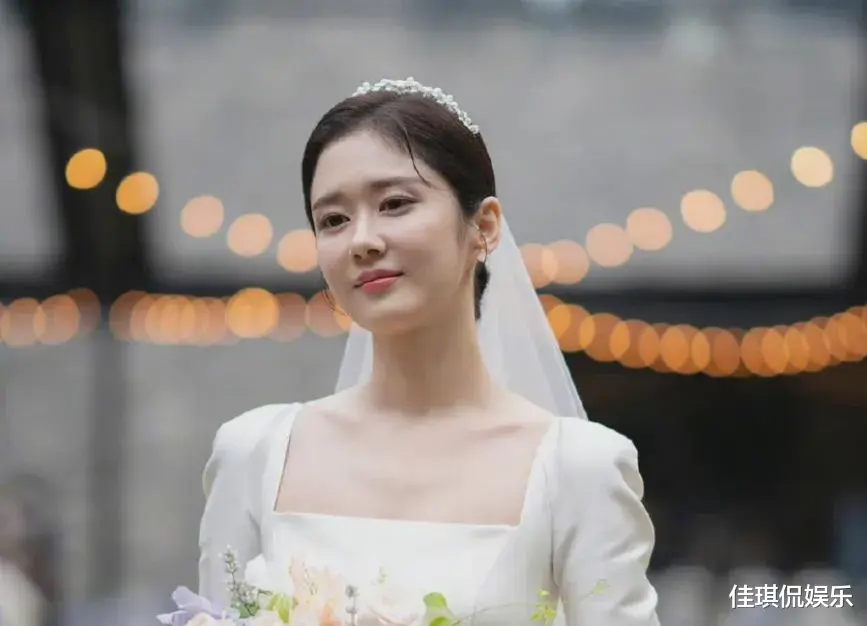 张娜拉|韩国整容技术不愧是全世界都出名的,张娜拉整容你还认得出她么?