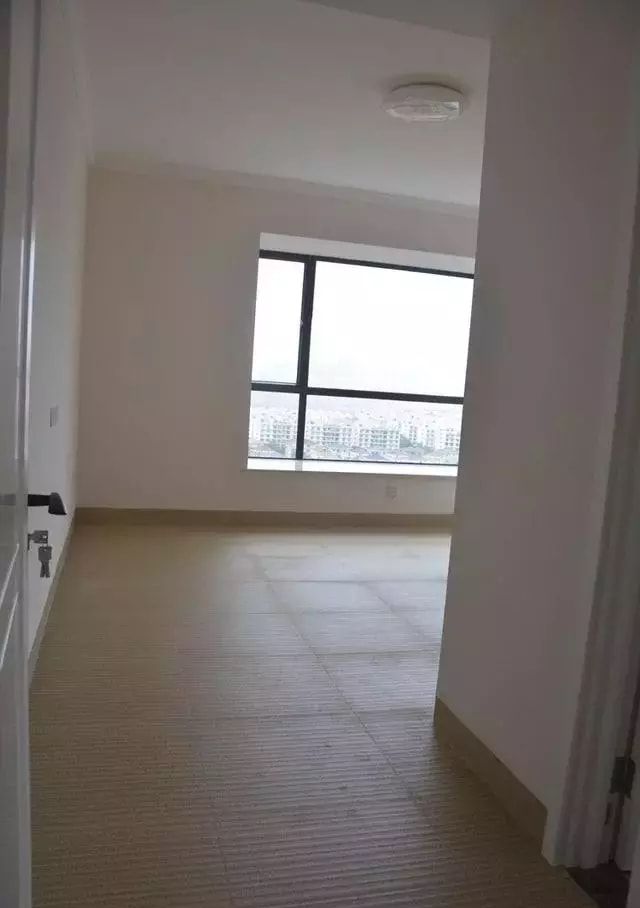 240㎡复式楼做婚房,我家楼梯间设计绝对是小区独一个!