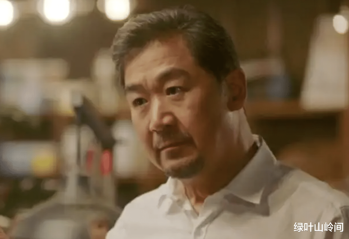 邓超|出席葬礼被张国立怒斥滚出去，后与冯小刚结怨，邓超凭什么红？