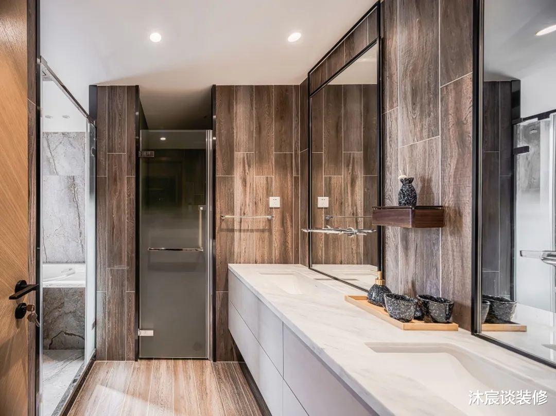 她花50W把150㎡装修好,客厅改成“横厅”很通透,朋友个个说好看