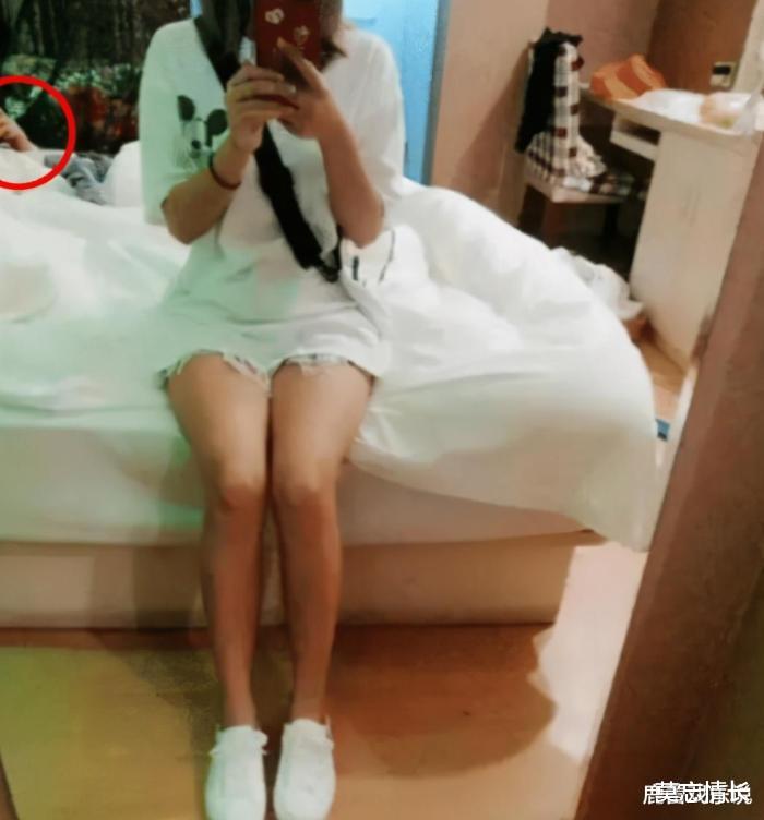 运动 女孩们以后穿裙子一定要注意点坐姿呀，这也太尴尬了！ 哈哈哈哈