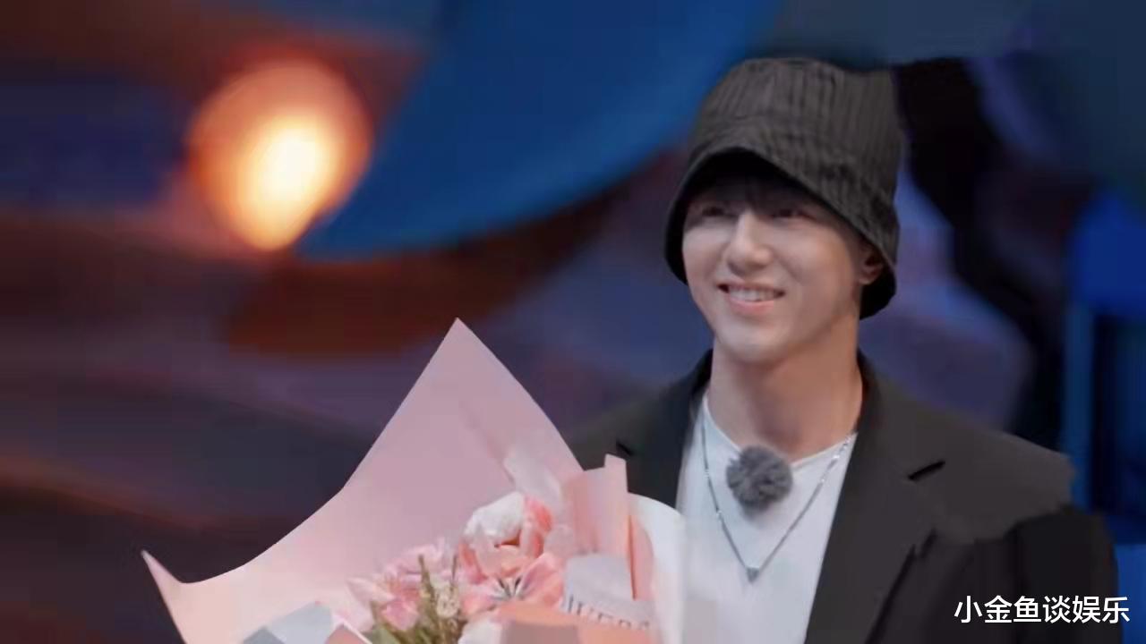 张恒|《喜欢你我也是》结局反转：张恒率先一步表白伶伶，孝良尴尬后退