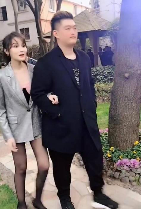 赵本山|并未长成他期望的那样,被赵本山捧在手心里的“双胞胎”儿女