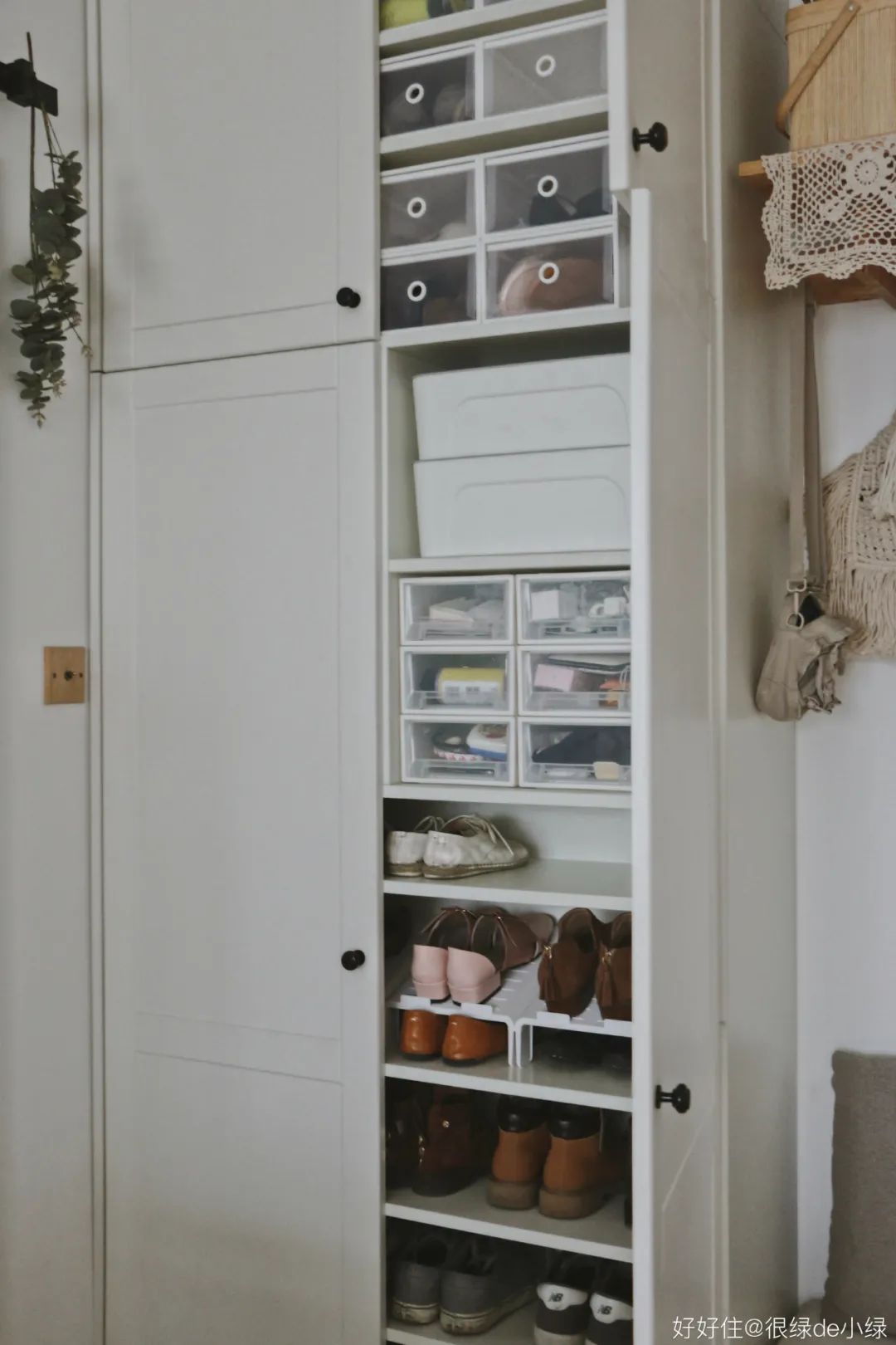 打开鞋柜：东倒西歪+异味？教你一招，避免尴尬