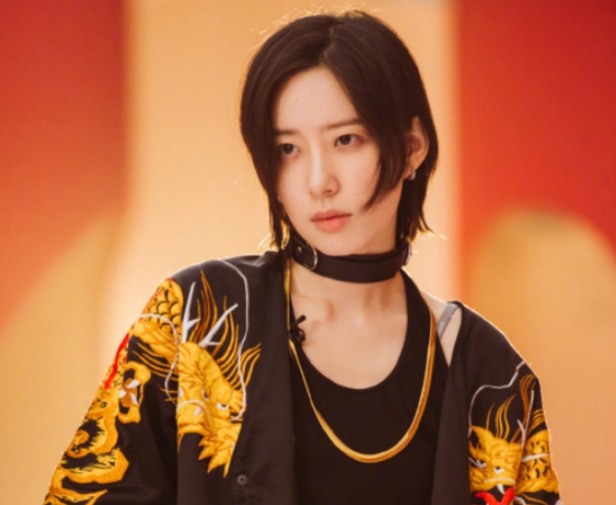 李斯丹妮|李斯丹妮凭借嘻哈闯入了六大赛区，怀疑浪姐的能力