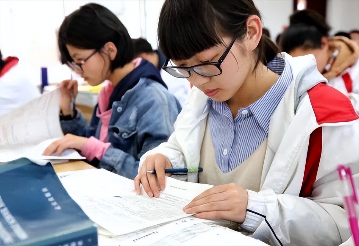 浙江大学|“我们不认可985学历”,浙大学霸求职被拒,985学历没用了?