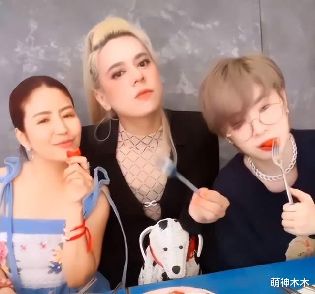 新垣结衣|女星插足一线大花感情，回应称只是兄妹，牵手照曝光被打脸