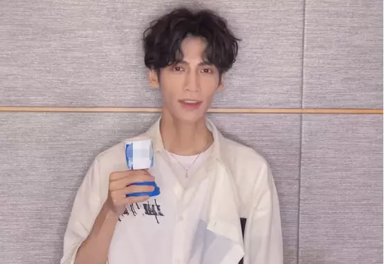 黄晓明|越瘦越难看的男明星:罗云熙幻灭,黄晓明泯然众人,张若昀变寡相