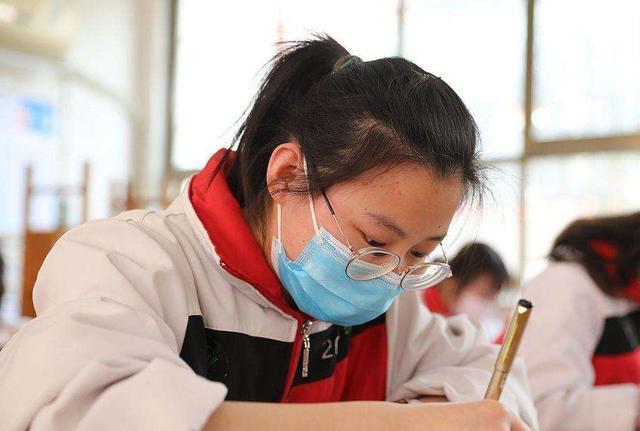 高校|我国高中百强榜新鲜出炉，华师一附中令人佩服，上海中学无缘前五
