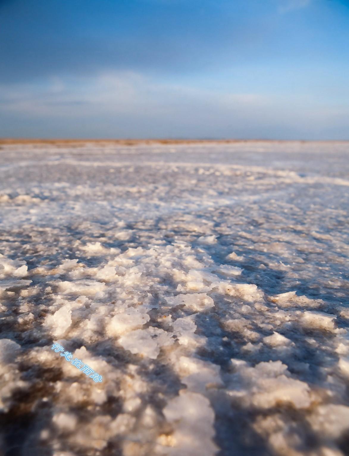 万豪|全球最大盐漠：盐层厚9000米，千年不长草、万世无人烟