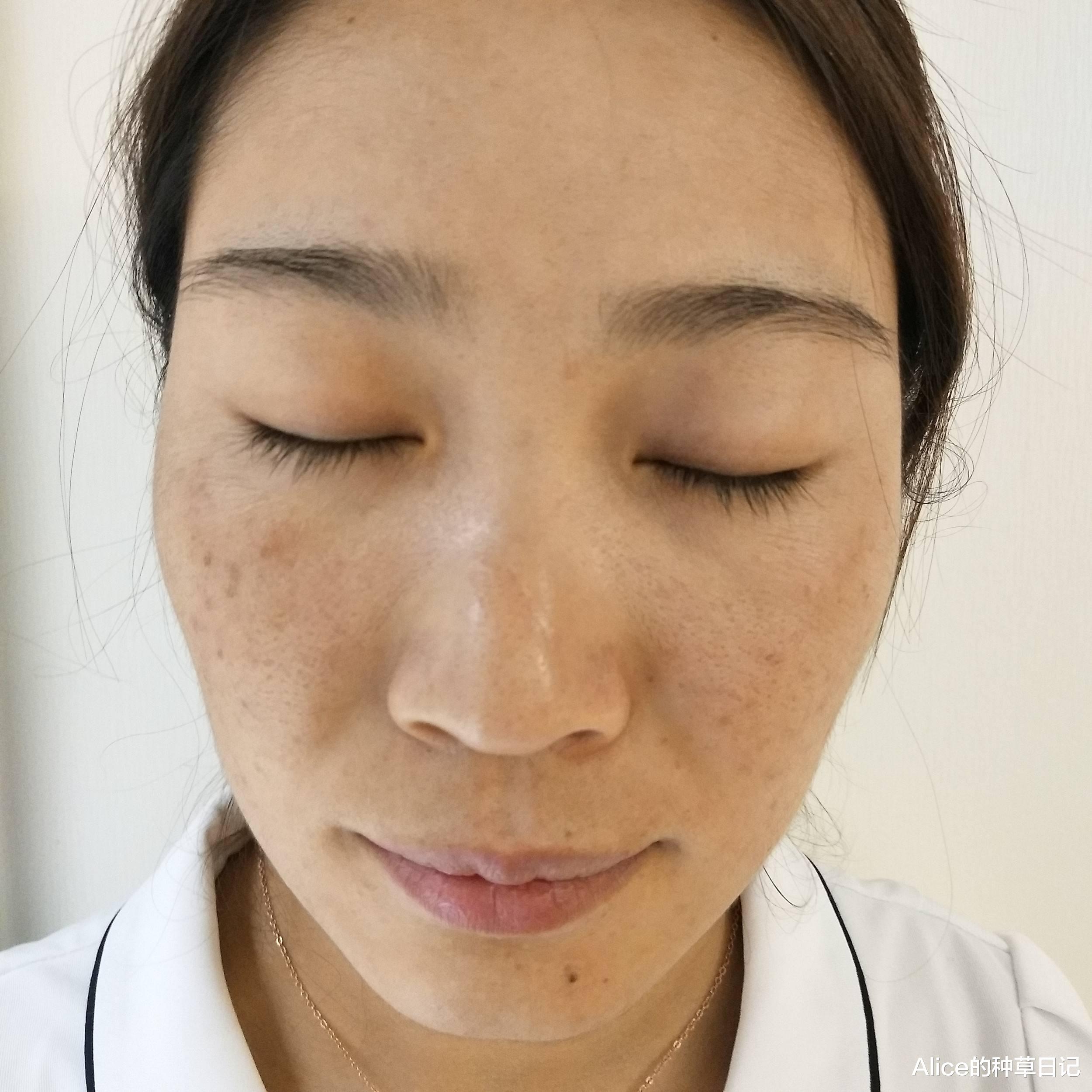 底妆 粉底液再好,底妆也是斑驳卡粉,究竟是什么原因?