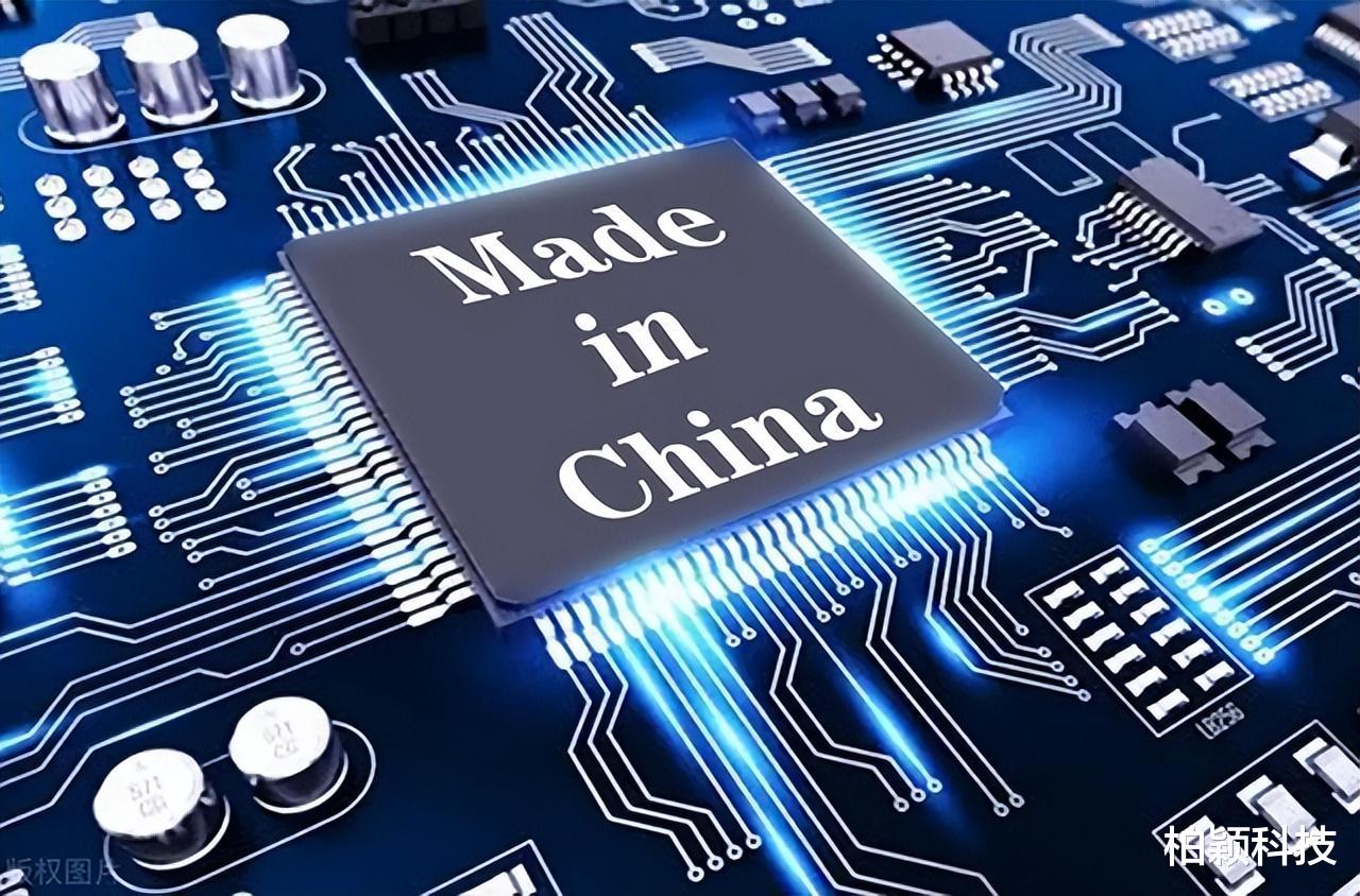 光刻机|ASML再遭重击，美国芯片也舍弃EUV光刻机，中国芯片成救命稻草