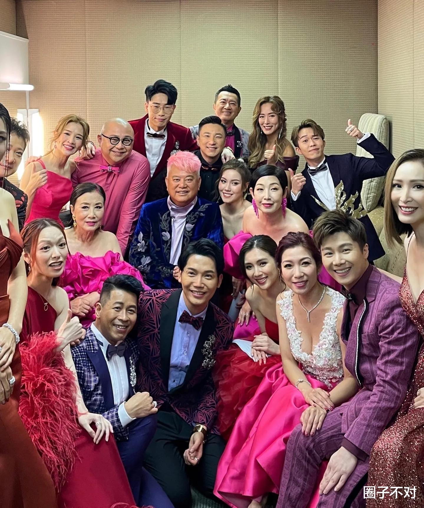 汪明荃|75岁汪明荃参加台庆，抽奖获得电动车，但自己不会开