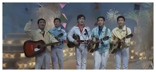 冯雷|冯雷:47岁仍未婚无子女,父母怀疑他有问题,他说自己是正常男人