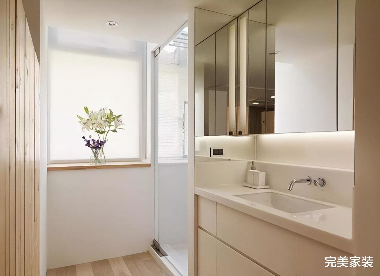 装修时才发现,老公的“鬼点子”真的多!卫生间不打柜子也很整洁