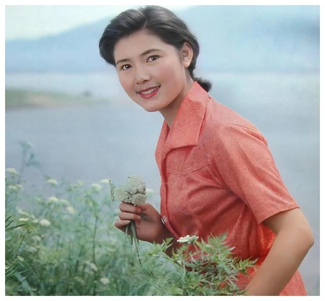 姜黎黎|姜黎黎：把美貌传给了女儿，和丈夫一起抗癌，婚姻让女儿都羡慕