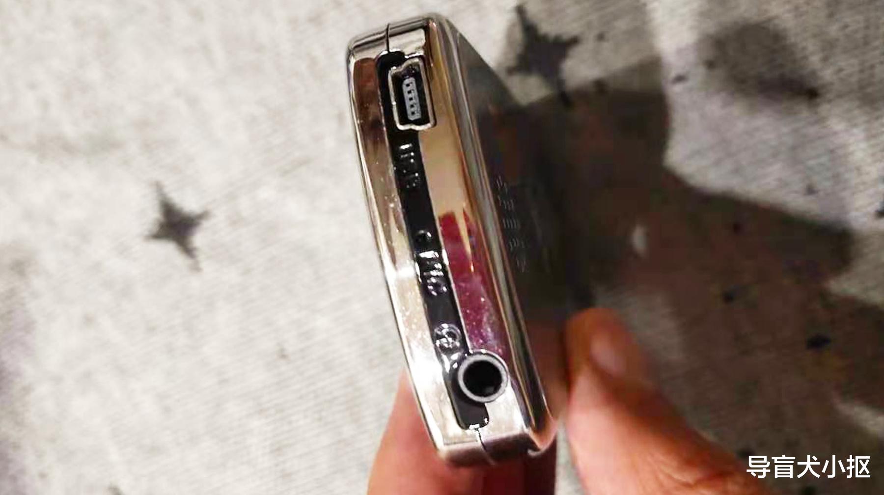 mp4|全金属机身像块铁，这台国产MP4播放器，实用的娱乐影音工具