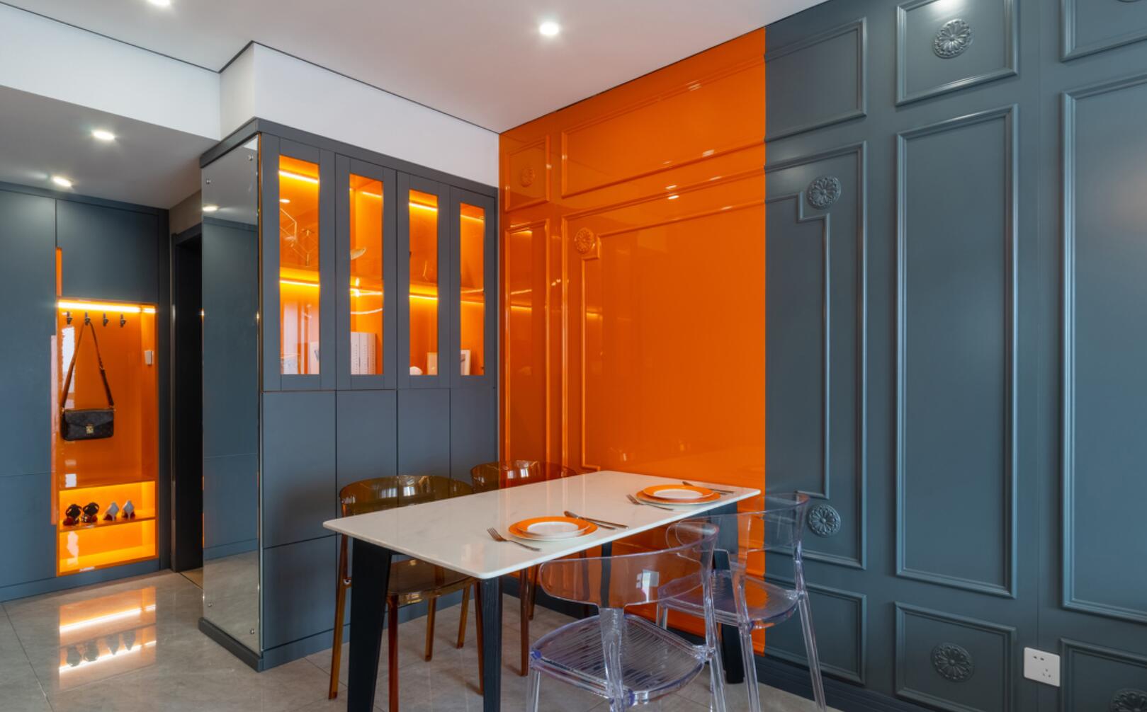 这是什么“神仙设计”？45㎡，以高饱和度定位空间，反而很高级