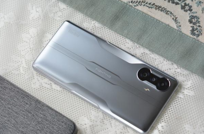 游戏手机|降至1879，12GB+天玑1200+67W，最专业的千元游戏手机清仓